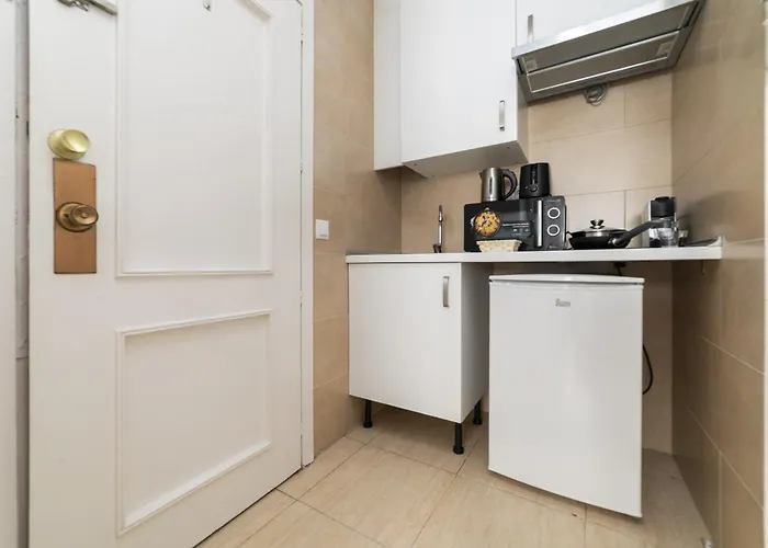 Classy I - Ferga Suites